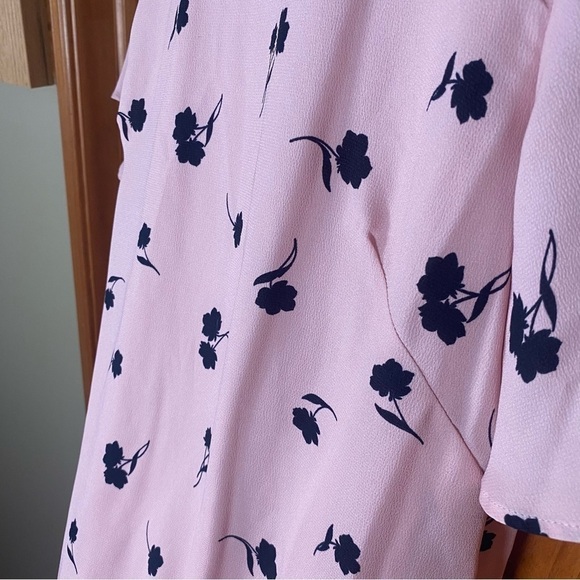 Ann Taylor Pink Floral Dress with Ruffle Hem - Picture 7 of 9